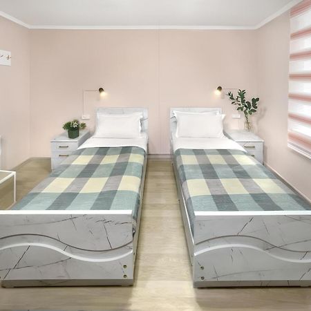 Guesthouse Liliia คาราโคล ภายนอก รูปภาพ